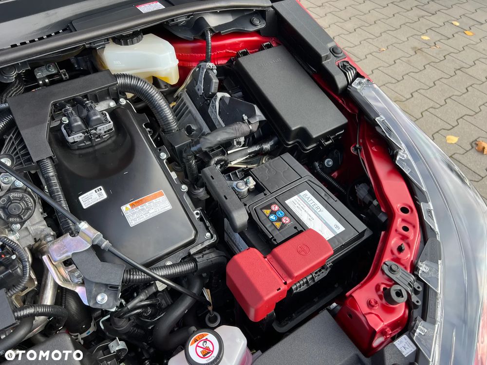 Toyota Corolla 1.8 Hybrid GR Sport - 38