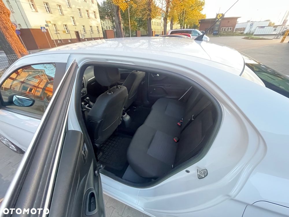 Peugeot 301 - 13