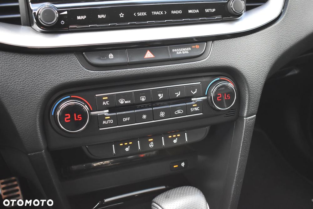 Kia Ceed 1.5 T-GDI DCT7 OPF GT Line - 33