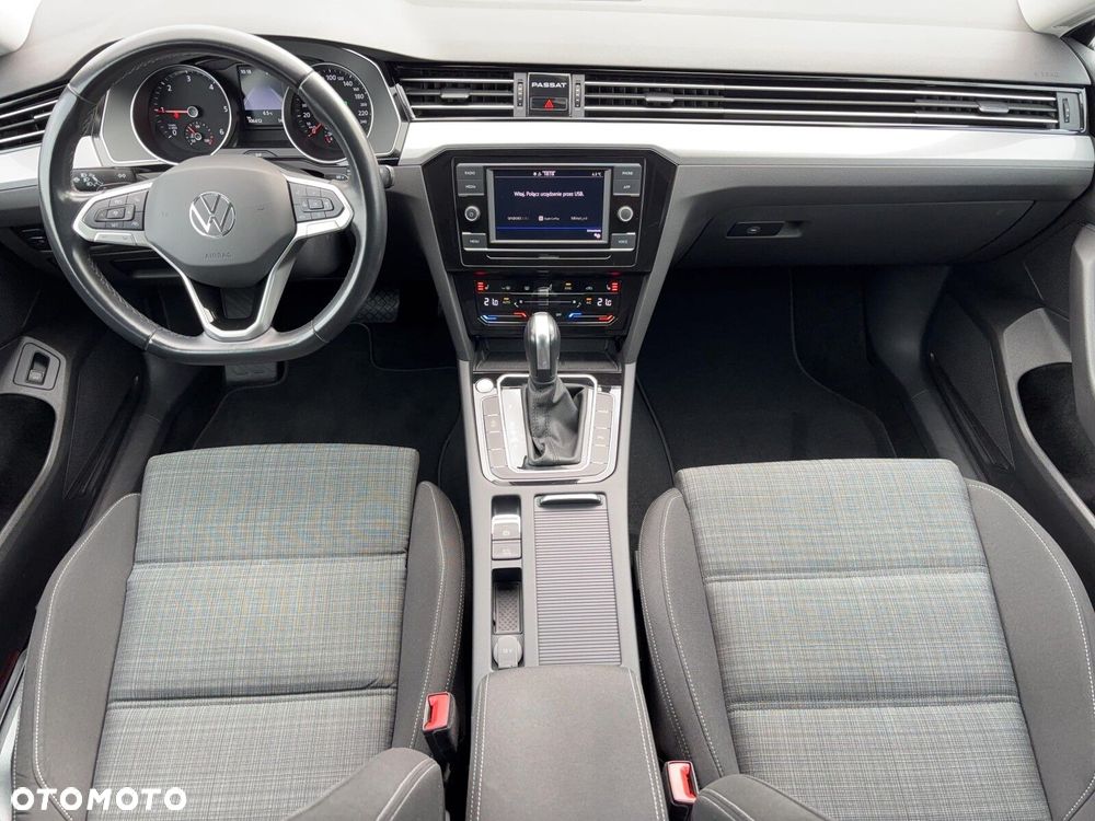 Volkswagen Passat Variant 2.0 TDI EVO Business DSG - 20
