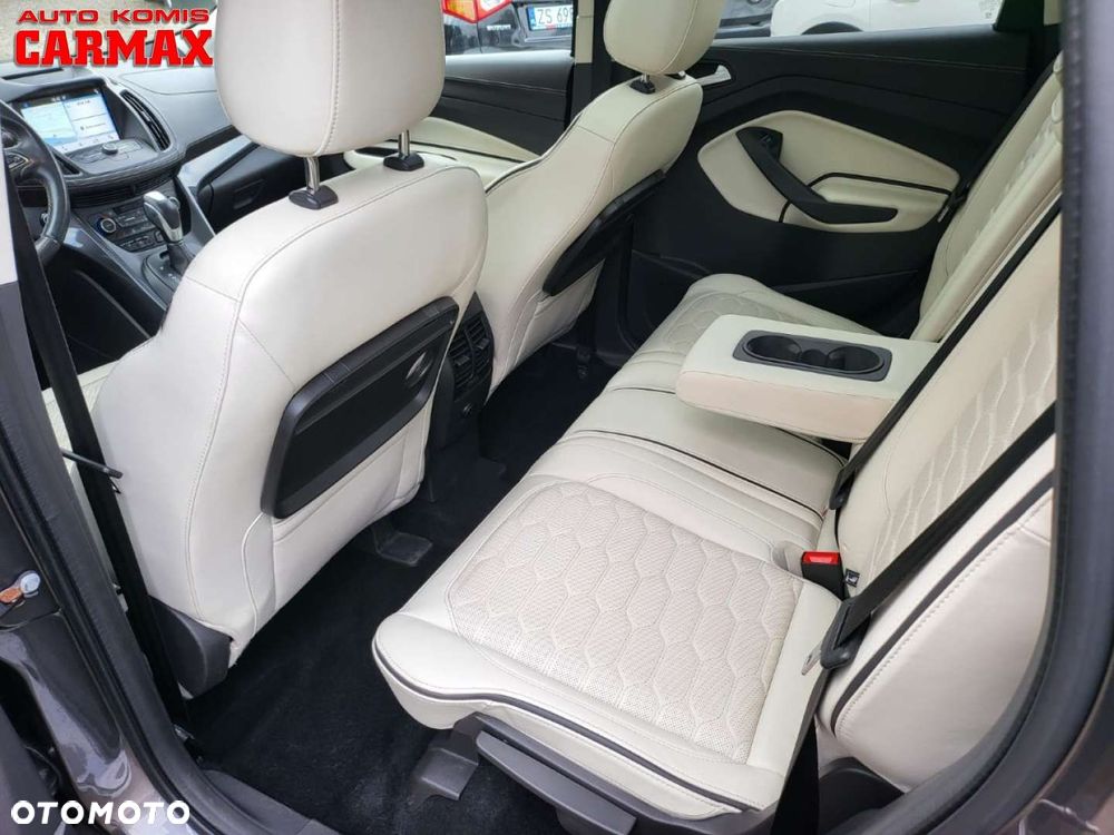 Ford Kuga 2.0 TDCi 4x4 Vignale - 32