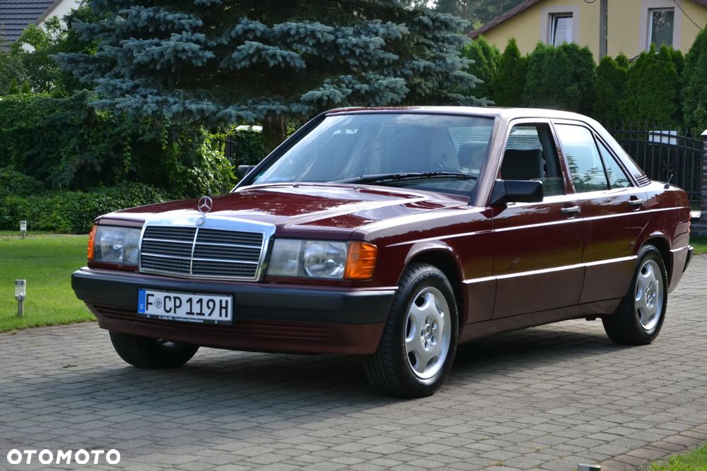 Mercedes-Benz W201 (190) - 7
