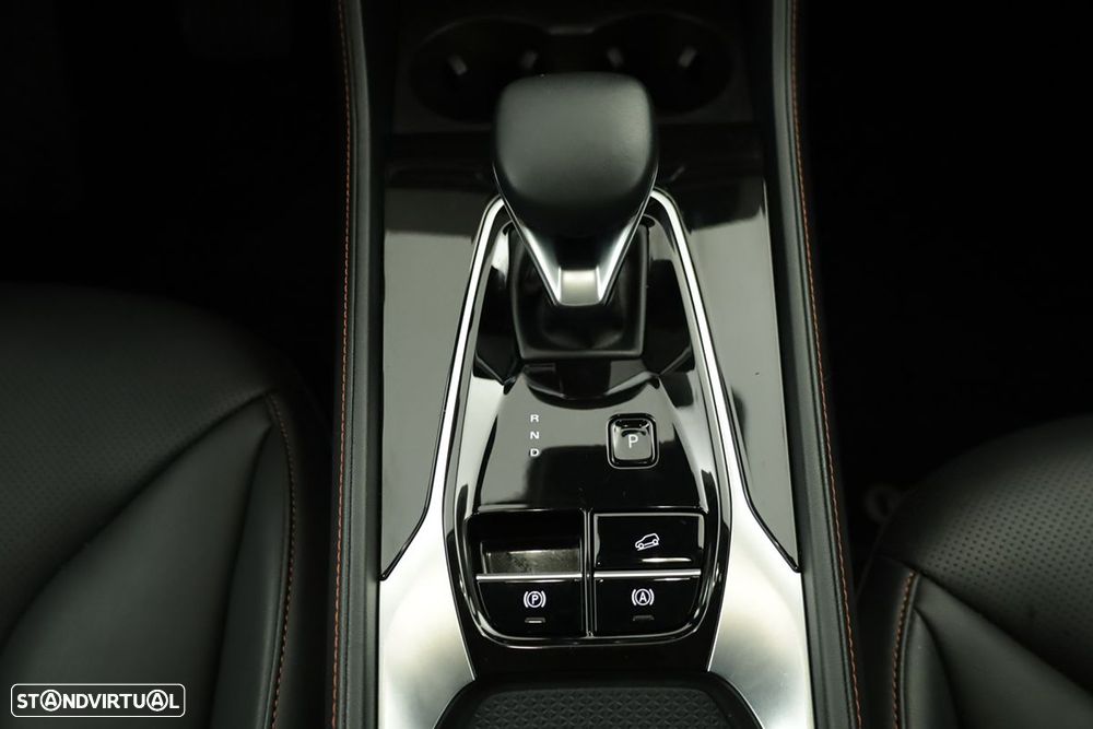 MG EHS 1.5 T-GDI Plug-in Hybrid Luxury - 14