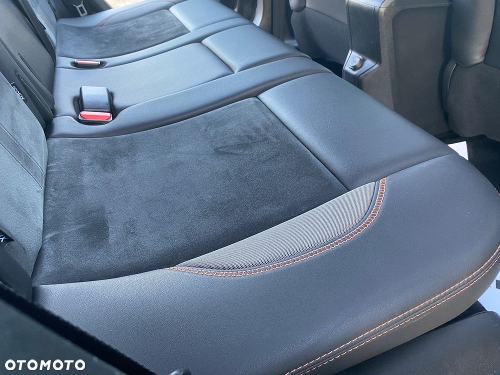 Peugeot 2008 1.2 Pure Tech Allure S&S - 9