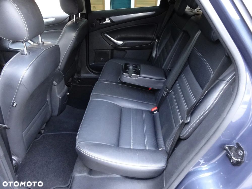 Ford Mondeo 2.0 TDCi Titanium X - 26