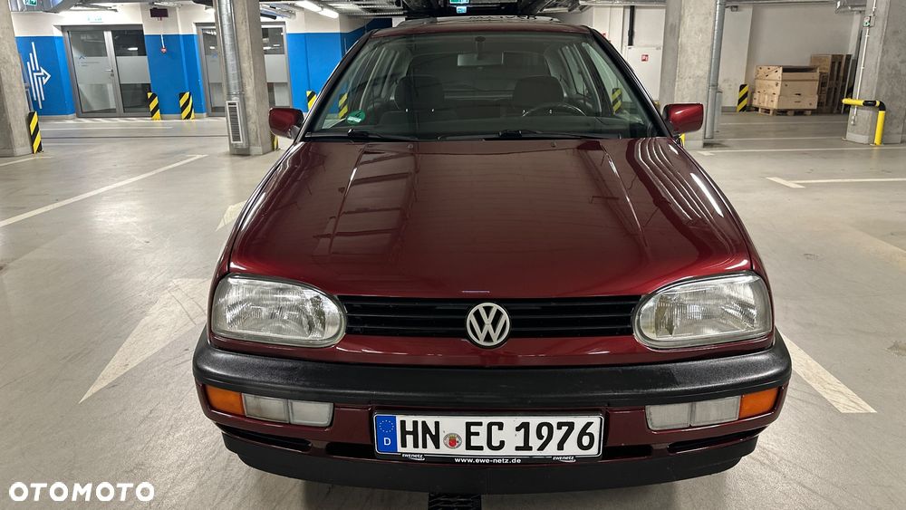 Volkswagen Golf - 17