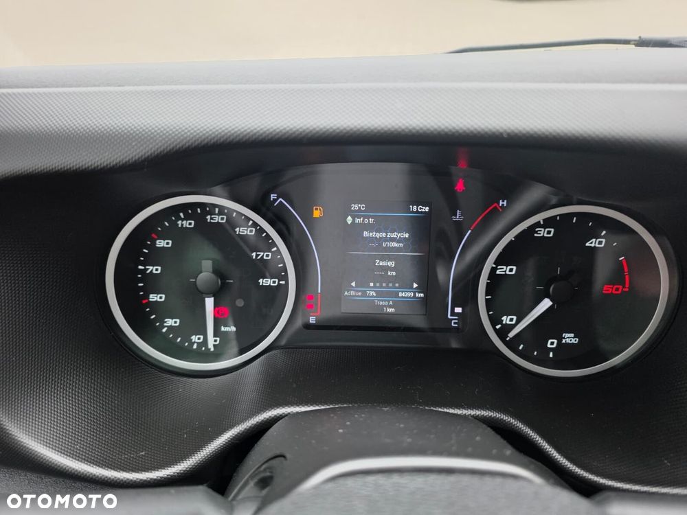 Iveco DAILY 35C16 Kontener z Winda 8ep Silnik 3L Bliźniaki - 7
