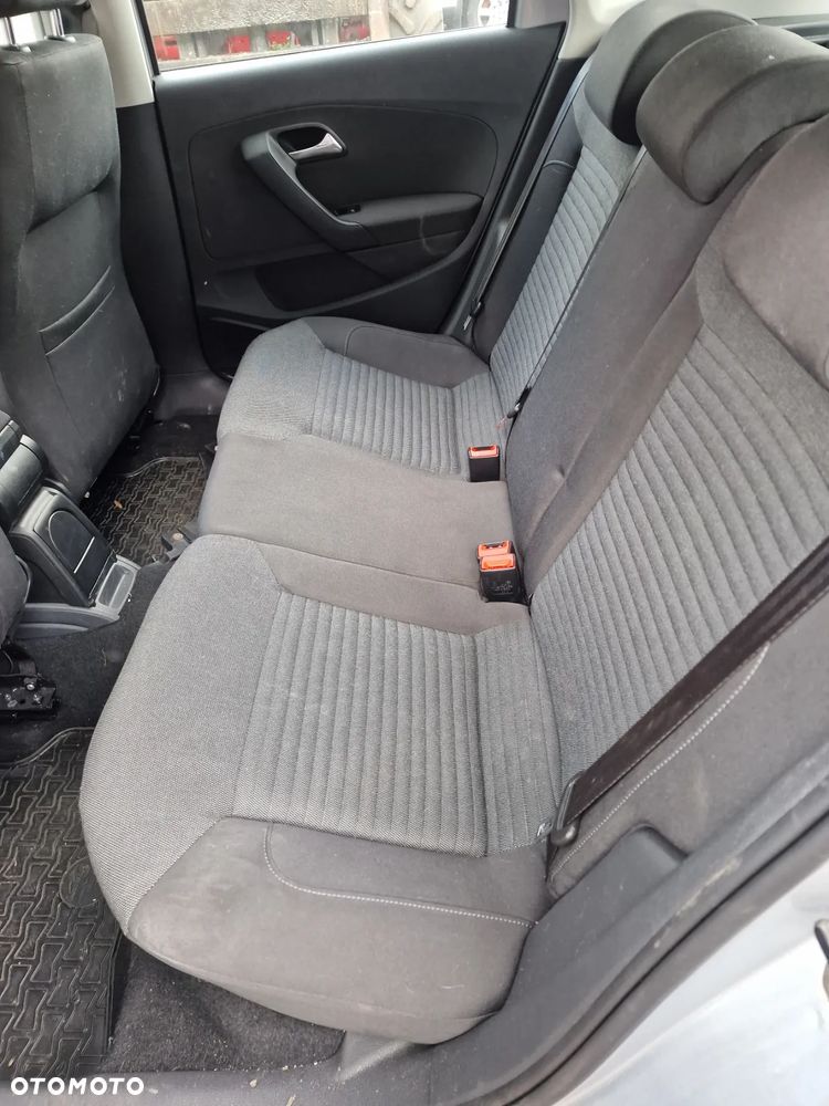 Komplet foteli vw polo 6R  6C - 2