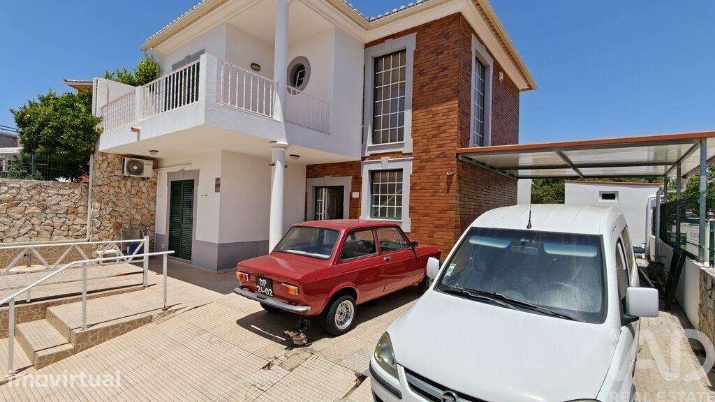 Casa / Villa T2 em Alcantarilha e Pêra de 175 m2 - Grande imagem: 2/12
