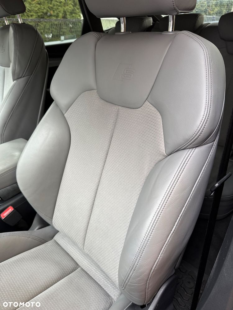 Audi Q5 Sportback - 27
