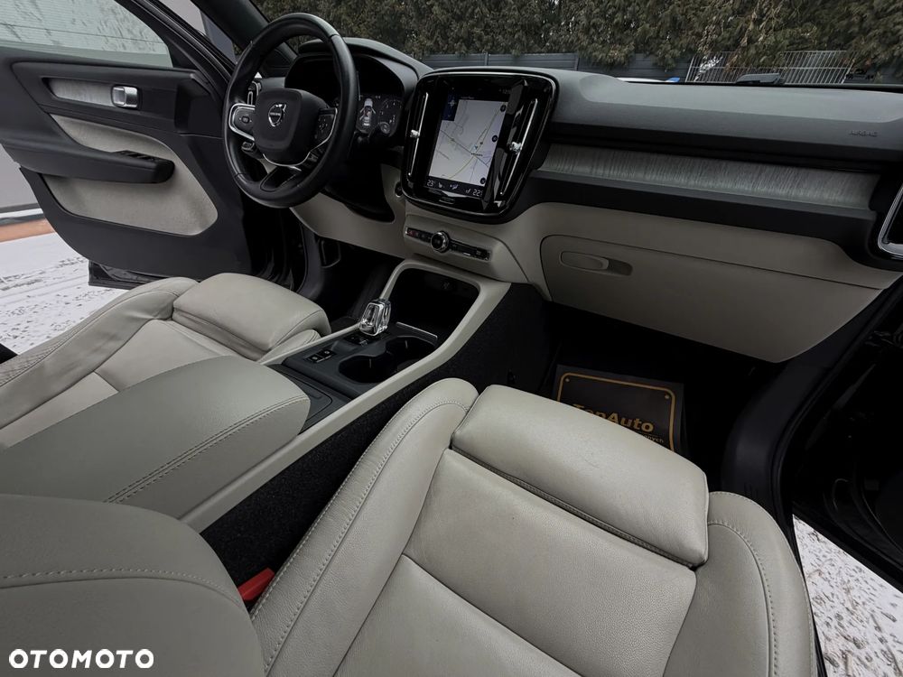 Volvo XC 40 T4 Inscription - 16