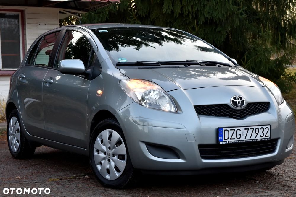 Toyota Yaris 1.33 VVT-i Cool - 1