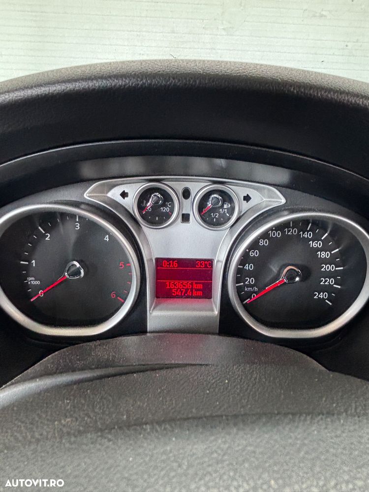 Ford Focus 1.6 TDCi Ambiente - 7