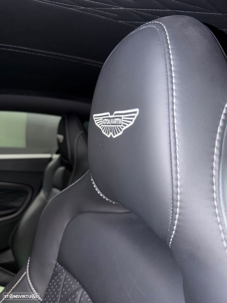 Aston Martin DB12 Coupé V8 - 16