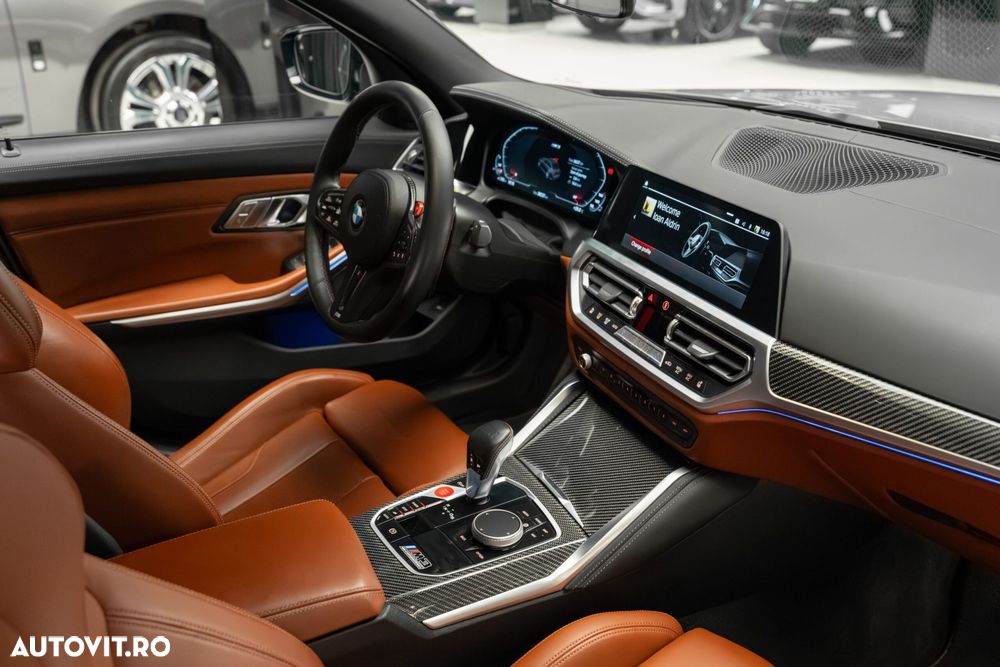 BMW M3 Competition xDrive AT - 36