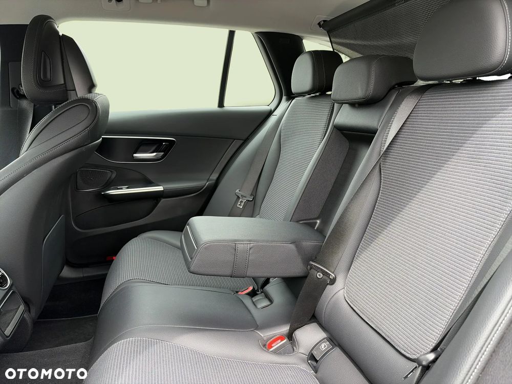 Mercedes-Benz Klasa C 220 d mHEV Avantgarde - 15