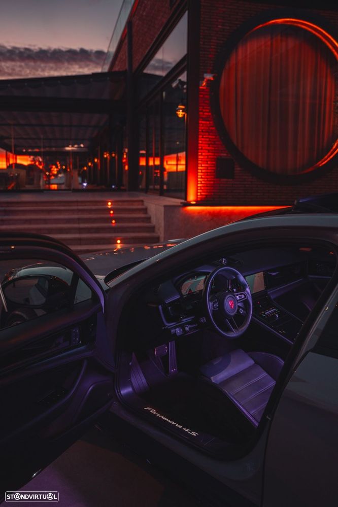 Porsche Panamera - 20