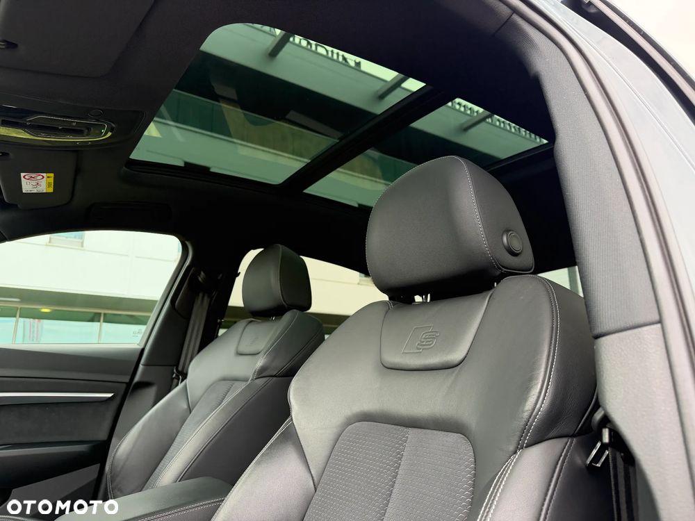 Audi e-tron 55 Quattro S Line - 15