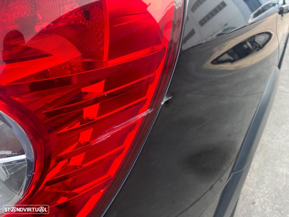 Chevrolet Captiva 2.0 VCDi Seven 7L - 8