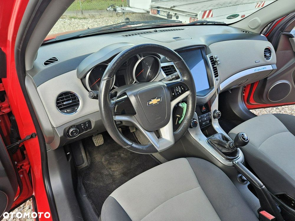 Chevrolet Cruze - 8
