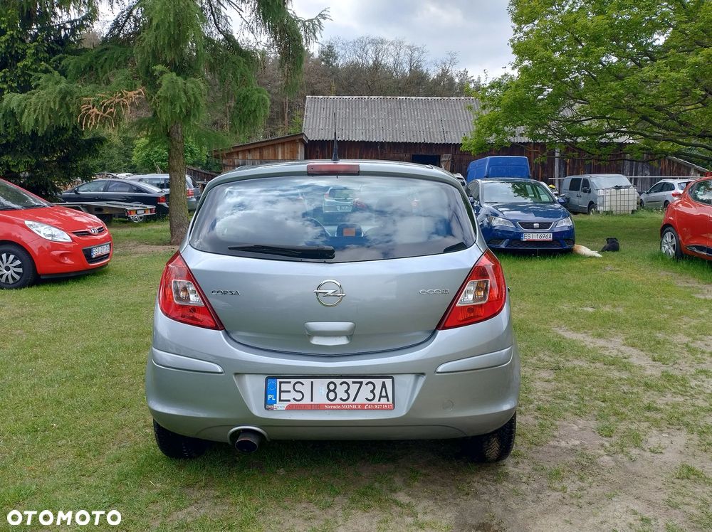 Opel Corsa 1.2 16V Edition / Active - 13