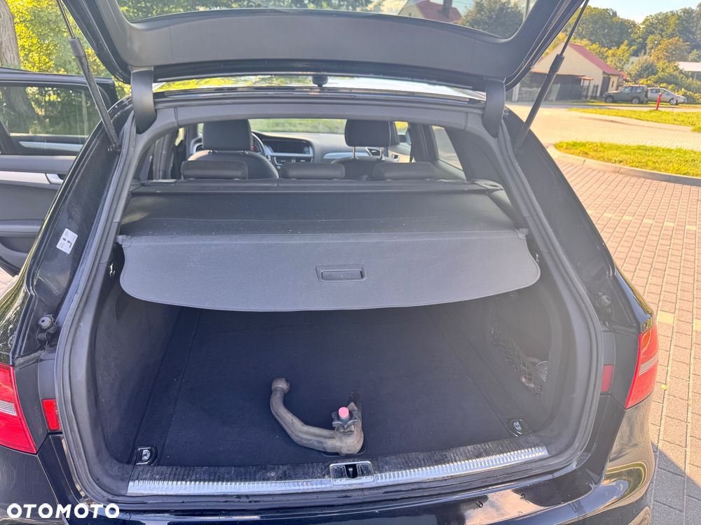 Audi A4 Avant 2.0 TDI DPF quattro S tronic S line Sportpaket - 28