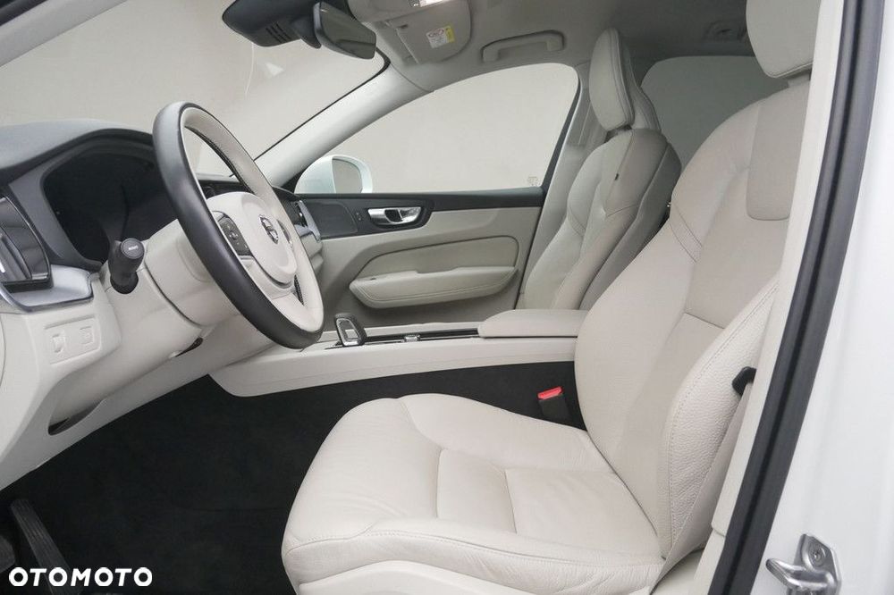 Volvo XC 60 - 12
