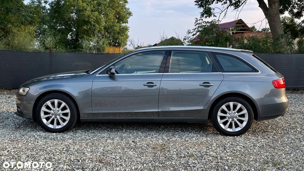 Audi A4 Avant 2.0 TDI S tronic quattro - 8