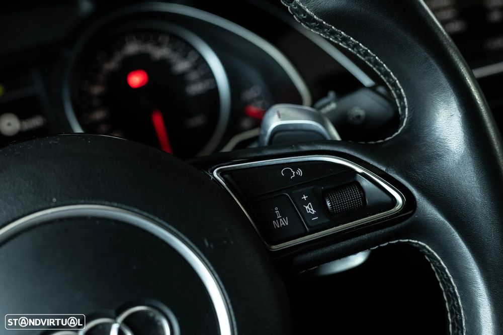Audi RS5 4.2 FSi quattro S tronic - 31