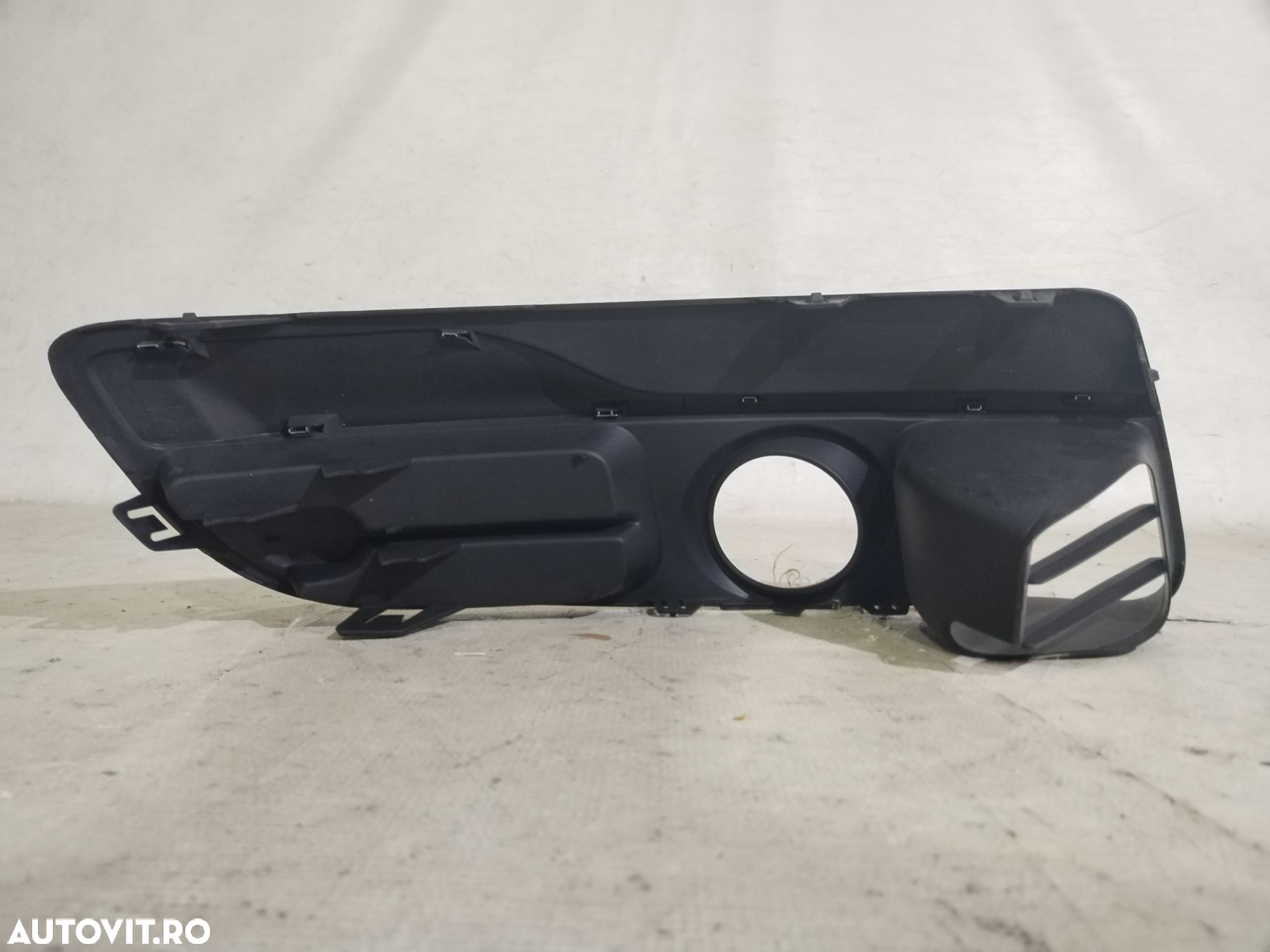 Grila stanga Renault Laguna 3, facelift, 2010, 2011, 2012, 2013, cod origine OE 622A98721R. - 2