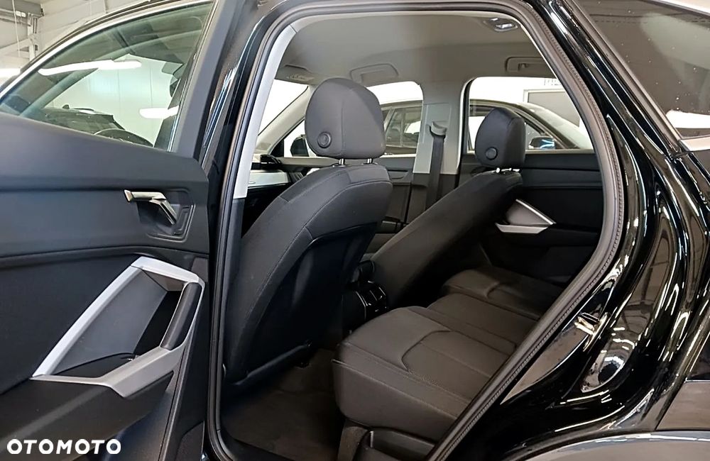 Audi Q3 Sportback 35 TFSI S tronic - 8