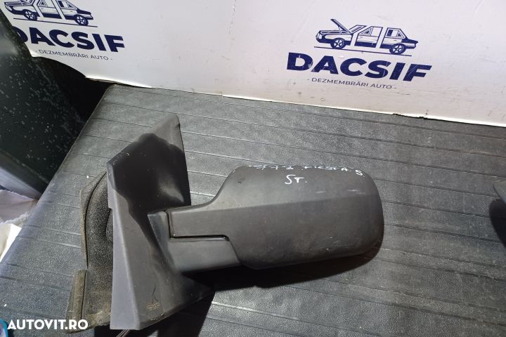 Oglinda stanga manuala E11015807 E11015807 Ford Fiesta 5 [2001 - 2007 - 2