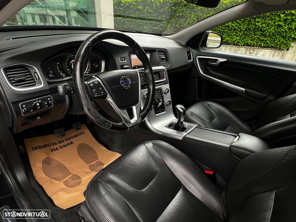 Volvo S60 2.0 D3 Summum - 11