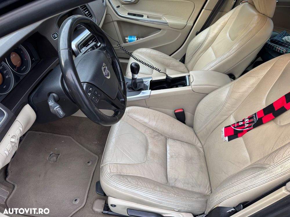 Volvo S60 DRIVe Start-Stop Momentum - 9