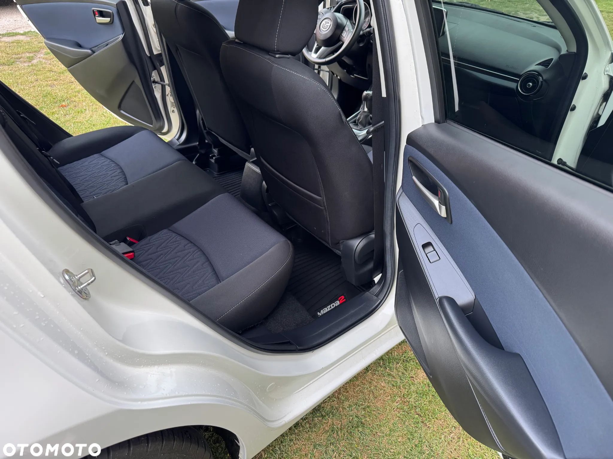 Mazda 2 SKYACTIV-G 90 Exclusive-Line - 15