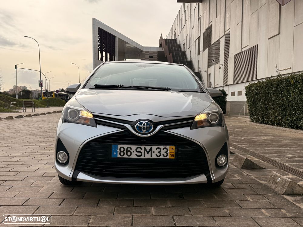 Toyota Yaris 1.5 HSD Active - 8