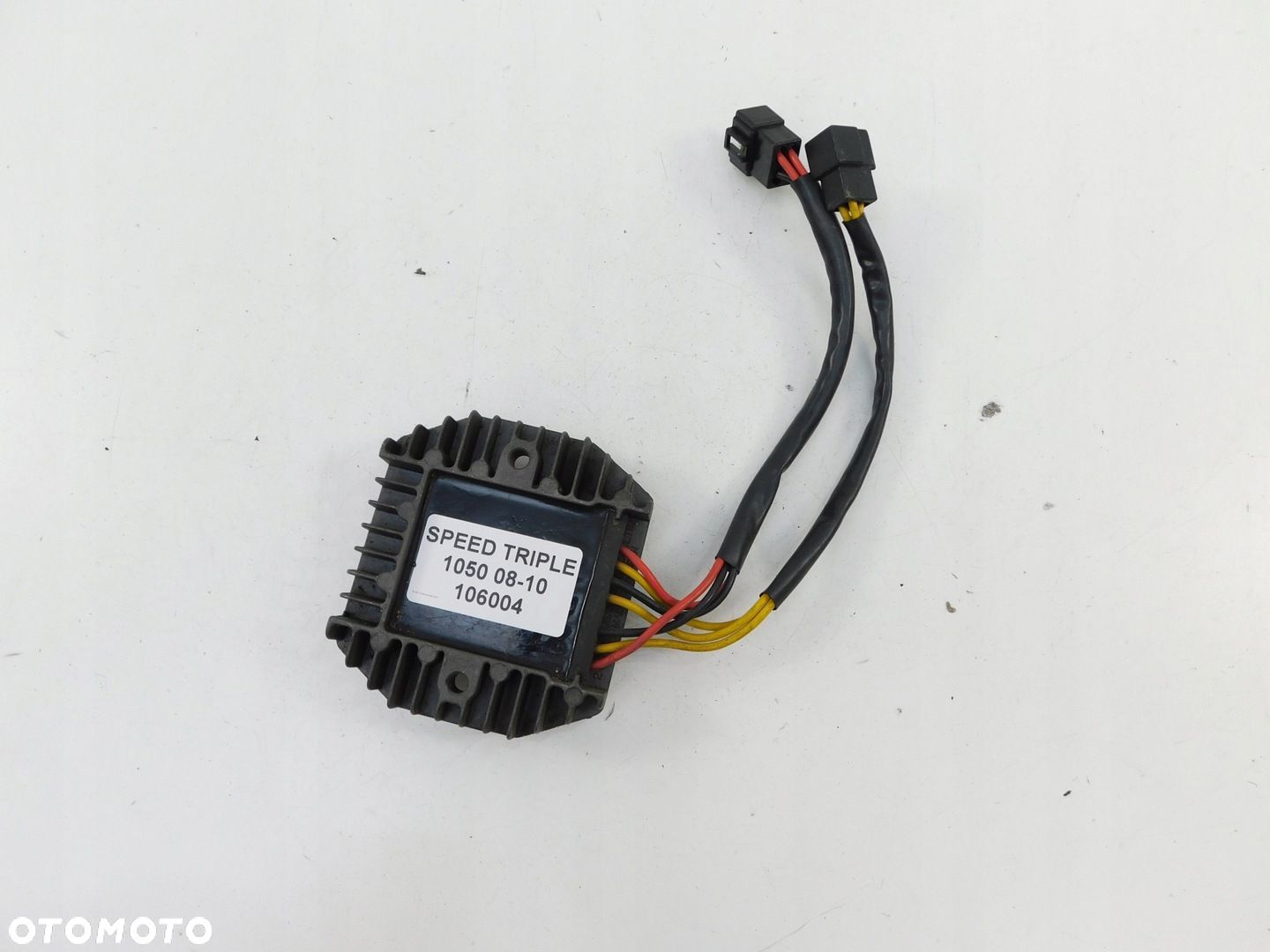 TRIUMPH SPEED TRIPLE 1050 08-10 REGULATOR NAPIĘCIA - 1