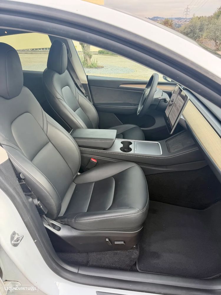 Tesla Model Y RWD - 13