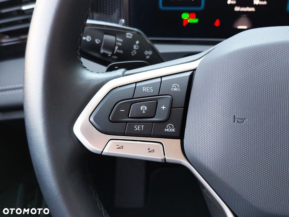 Volkswagen Tiguan 1.5 eTSI Life DSG - 22
