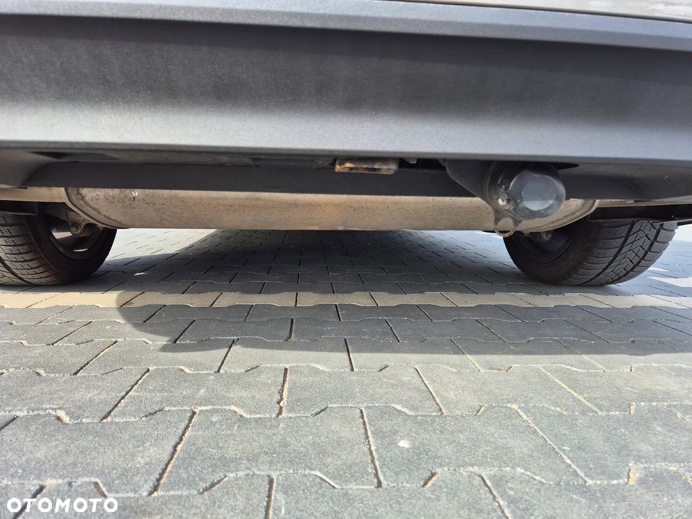 Volvo V60 T4 Momentum Pro - 28