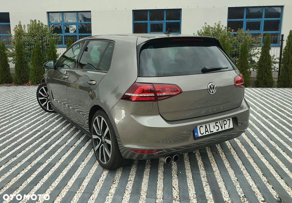 Volkswagen Golf - 13