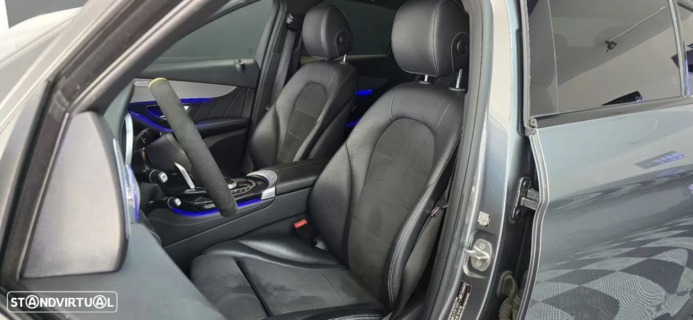 Mercedes-Benz GLC 220 d 4Matic 9G-TRONIC AMG Line - 37