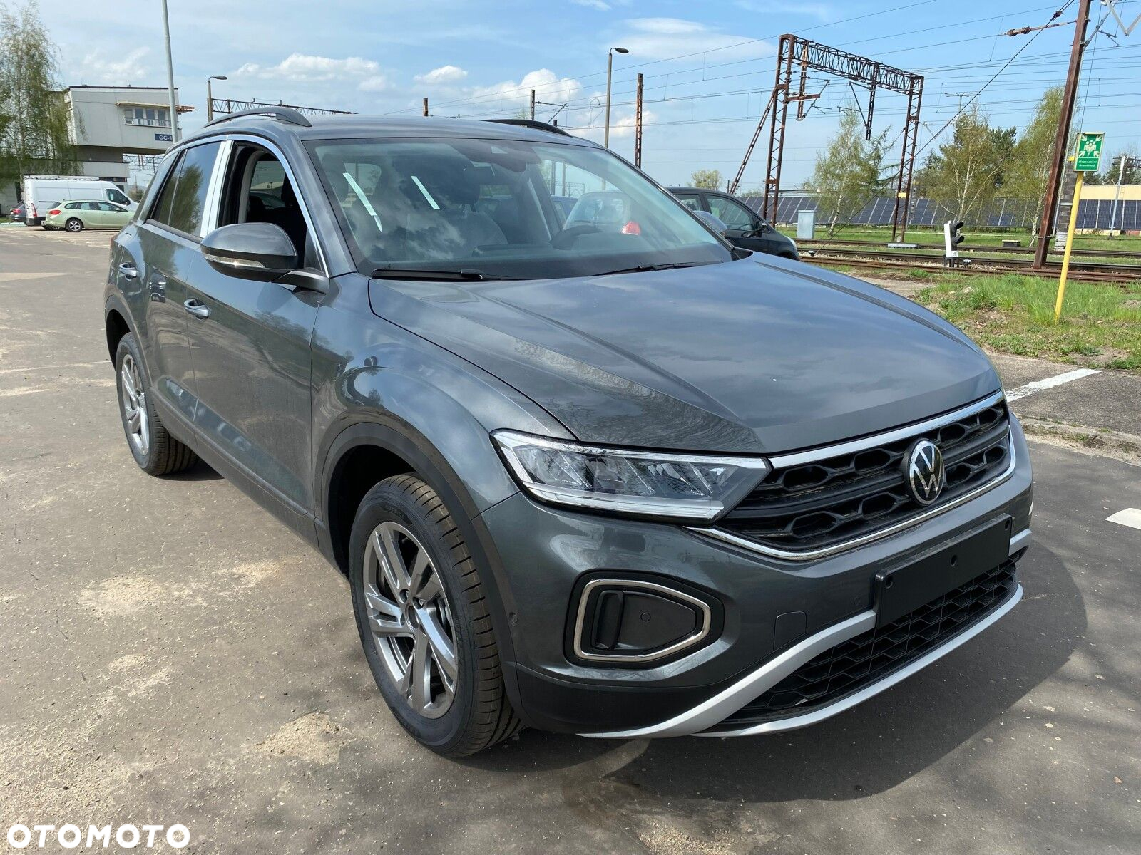 Volkswagen T-Roc - 5