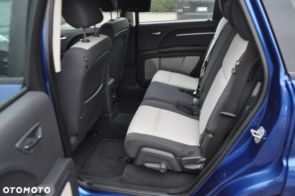 Dodge Journey - 11