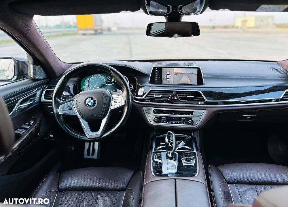 BMW Seria 7 750Li xDrive - 3