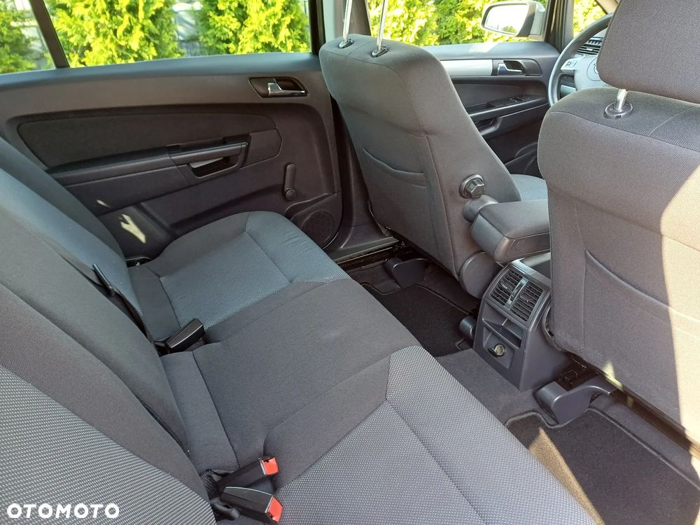 Opel Zafira 1.8 Family - 9