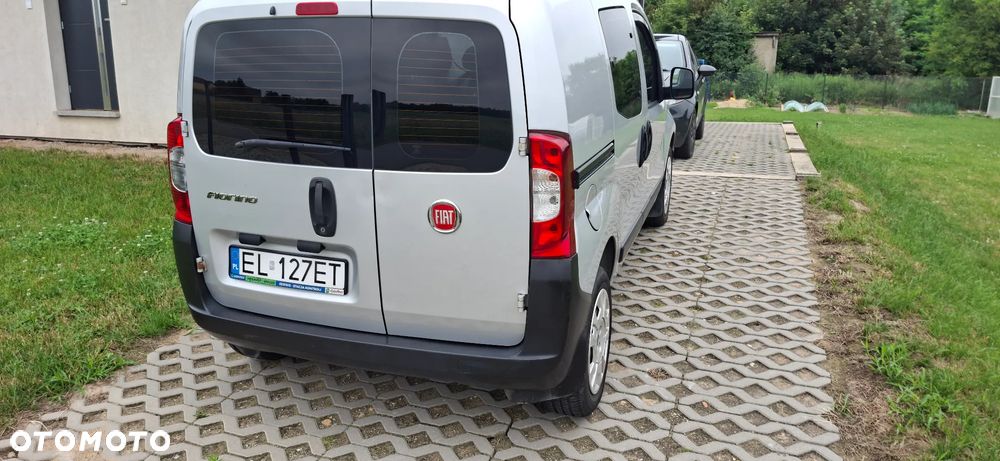 Fiat Fiorino Kombi Elegant - 3