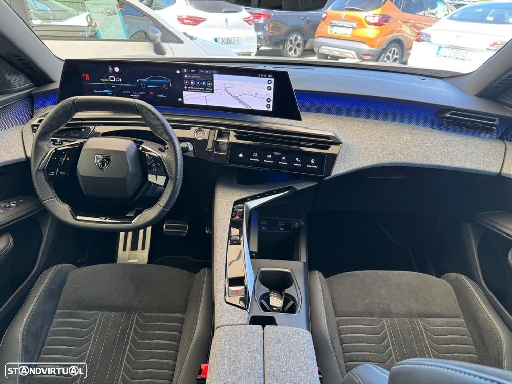 Peugeot E-3008 73 kWh GT - 12