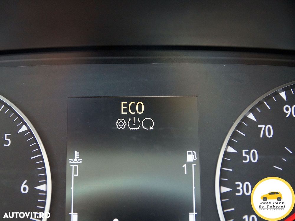 Dacia Logan TCe 90 MT6 Comfort - 35