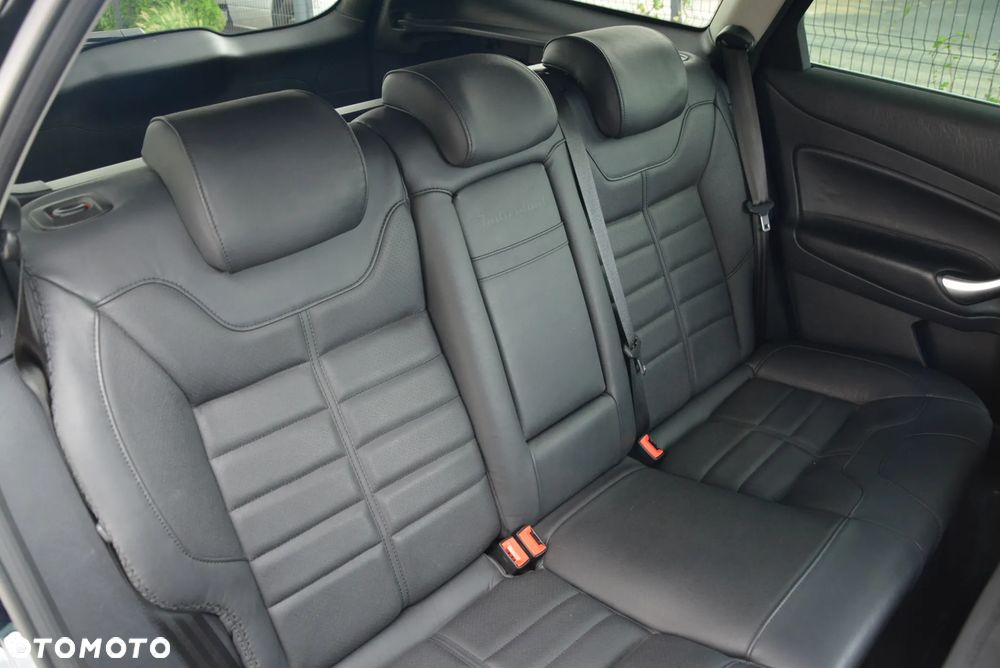 Ford Mondeo - 33